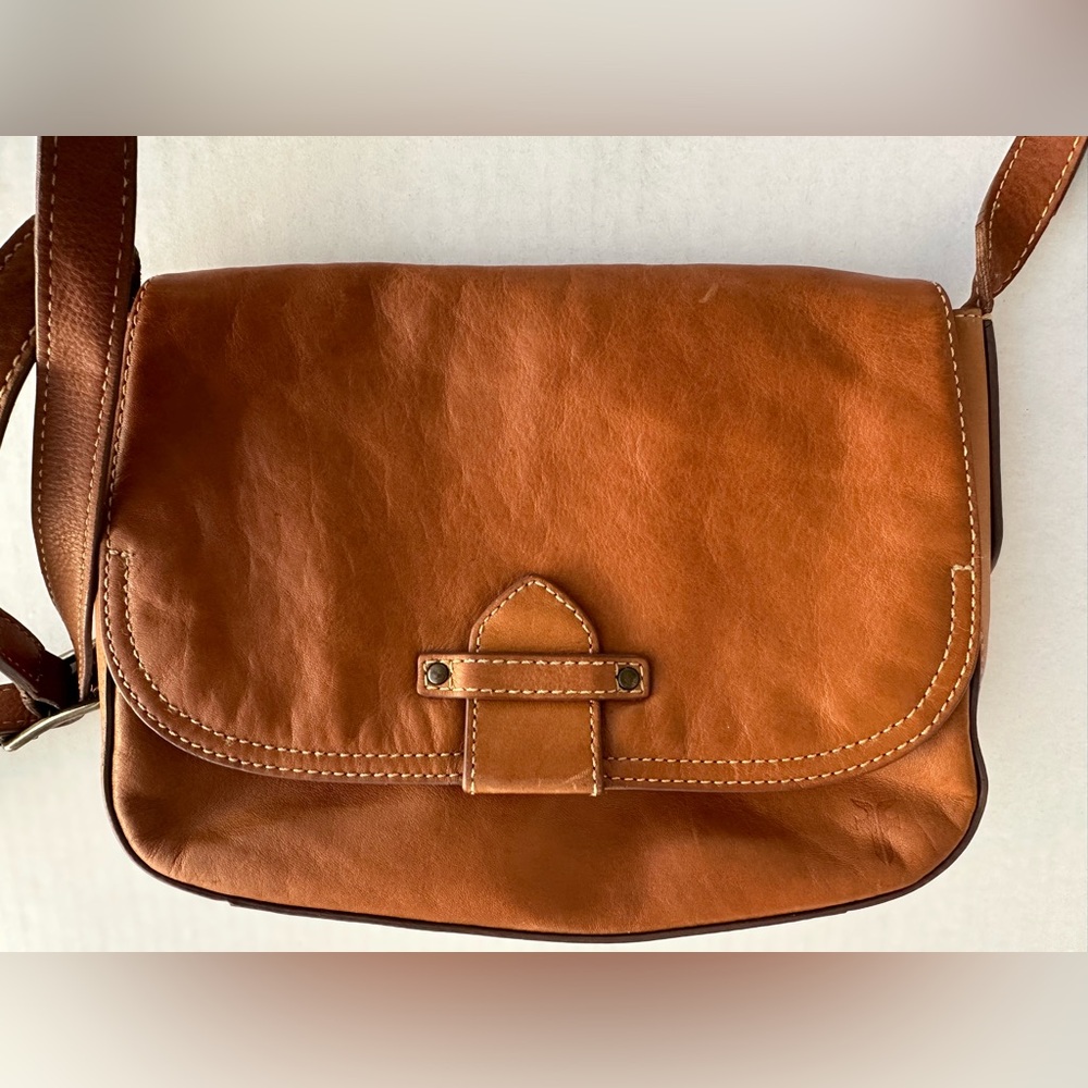 Frye Olivia Leather Crossbody Bag Messenger Saddle Style Purse - Picture 13 of 17